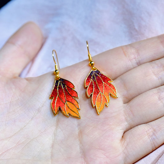 Embers of Autumn – Cloisonné Enamel Leaf Earrings in 18K Gold