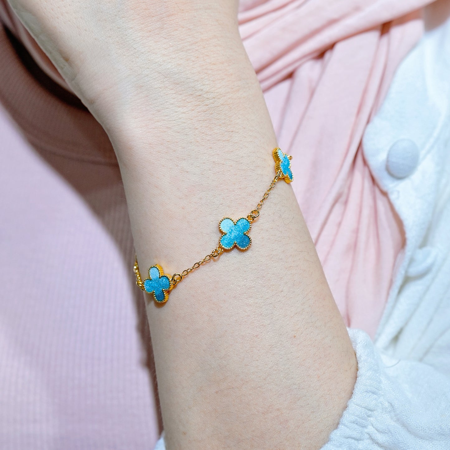 Aqua Blossom – Cloisonné Enamel Floral Bracelet in 18K Gold